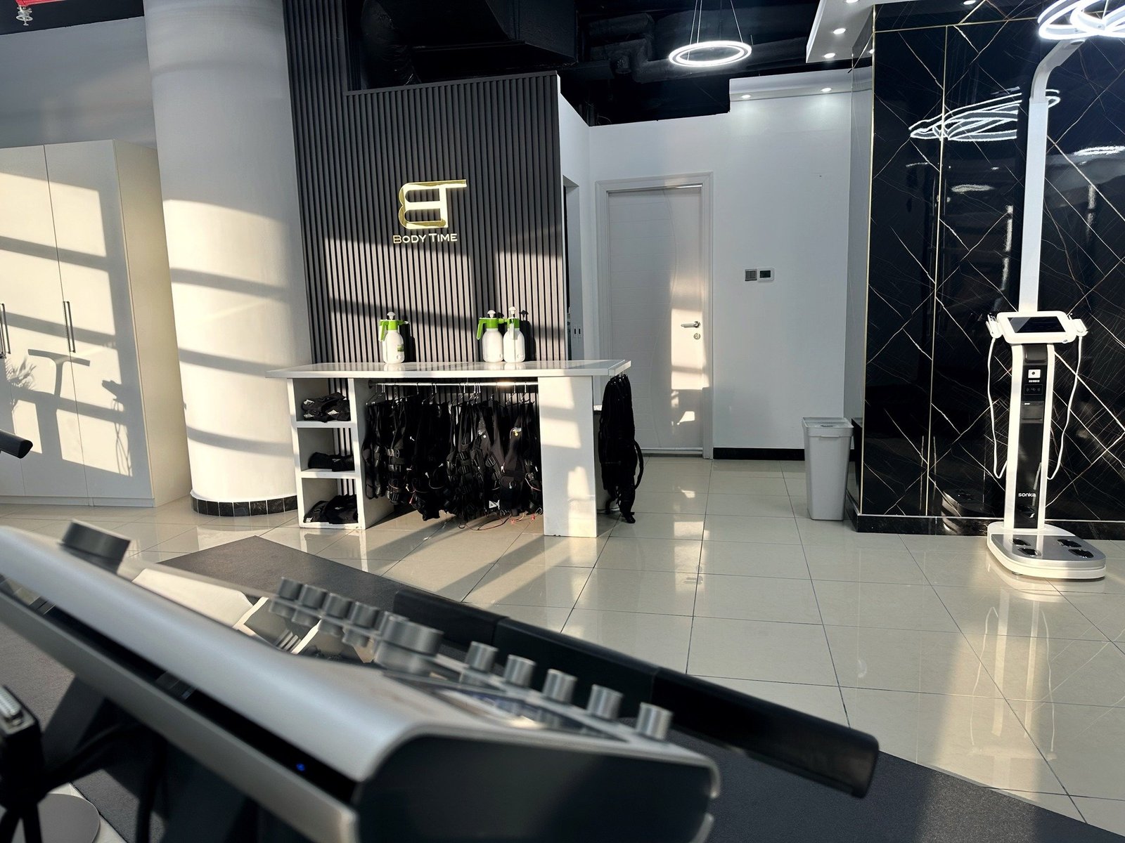 BODY TIME EMS FITNESS TRAINING DUBAI Cryo Eximia Best Club 8 BODY TIME EMS FITNESS TRAINING DUBAI Cryo Eximia Best Club 8