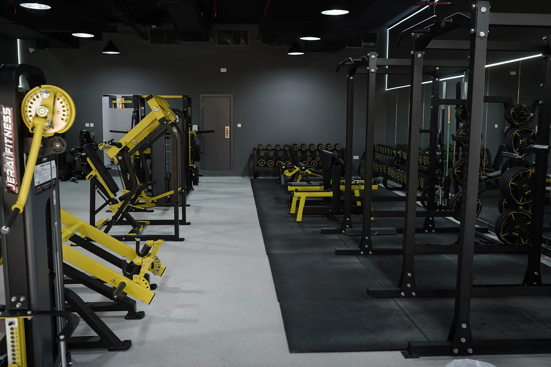 Generation Iron Gym Business Bay Dubai Generation Iron Gym Business Bay Dubai